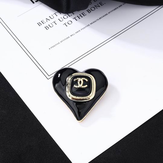 Chanel Brooch 12lyh121